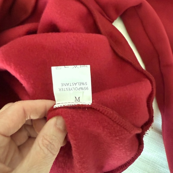 Boutique - Women's Berry Red Flutter Shoulder Hoodie, Sz M - Picture 5 of 6